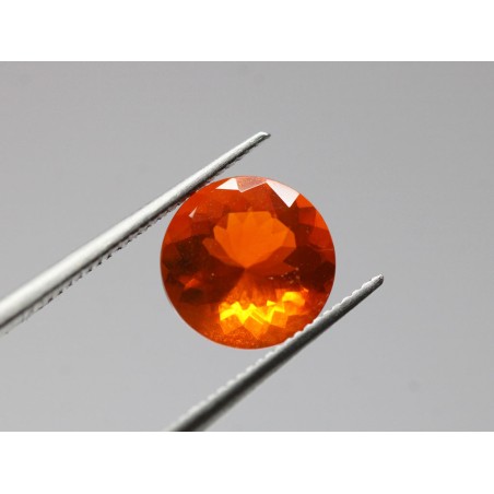 Opale de feu rond 8.5mm 1.61ct