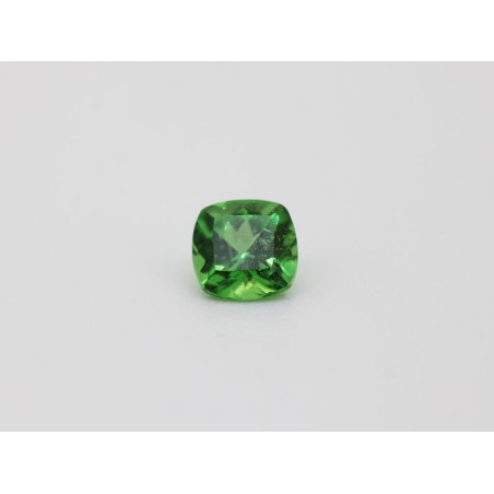 Tsavorite coussin 5.5x5.6mm 0.92ct