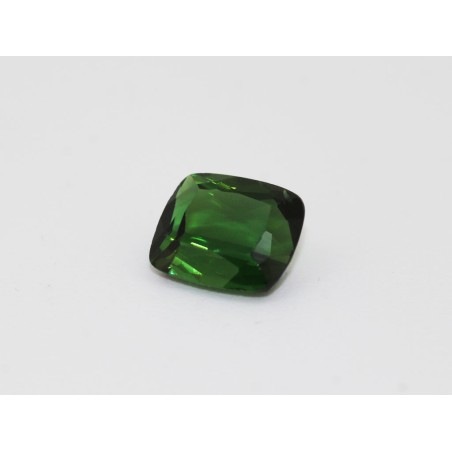 Tourmaline verte coussin 8.5x7mm 2.15cts