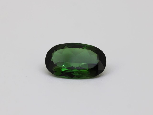 Tourmaline fine verte ovale...