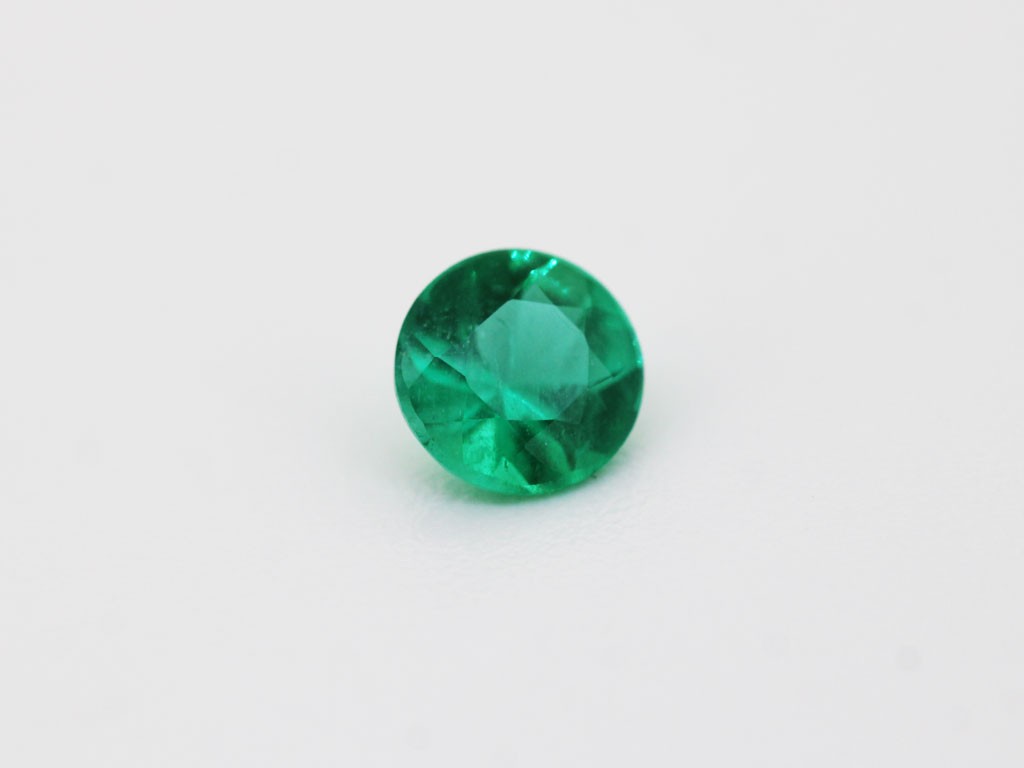 Tsavorite fine ronde 5mm 0.73ct