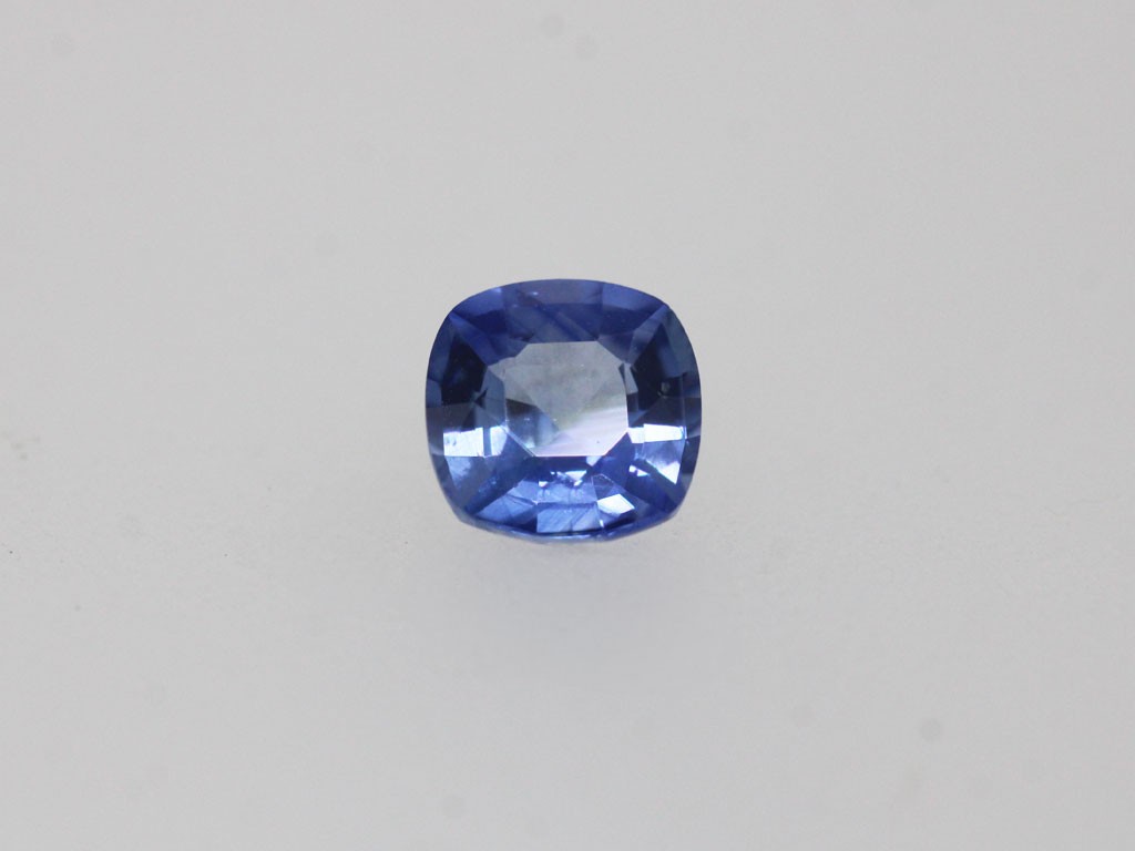 Tanzanite fine coussin 6x6mm 0.86ct 3.38mm