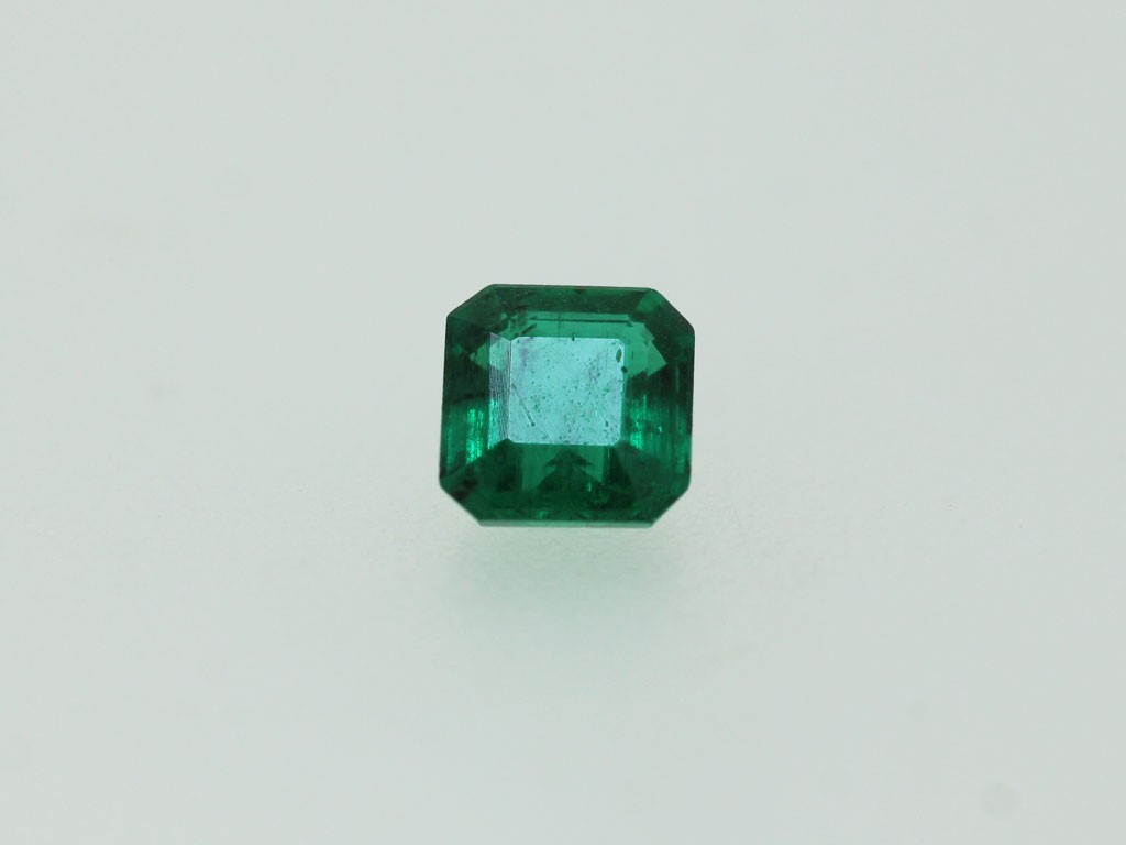 Emeraude fine CPC 5.2x5.2mm 0.68ct