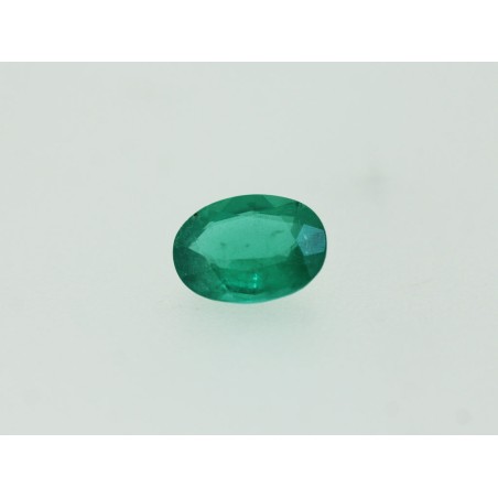 Emeraude fine ovale 7x5mm 0.59ct