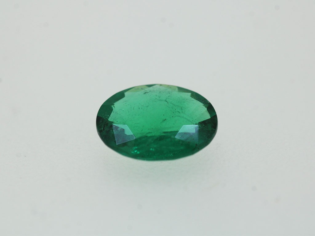 Emeraude fine ovale 8x6mm 1.20ct