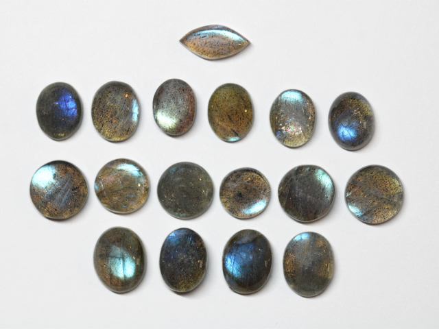 Labradorite Cabochon -...