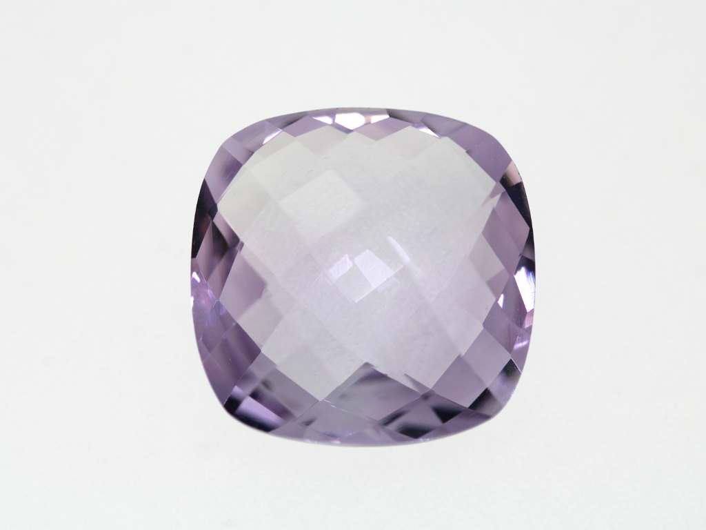 Améthyste C.A. Briolette 14x14mm 8.88cts