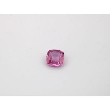 Saphir rose C.A 4x4mm 0.30ct